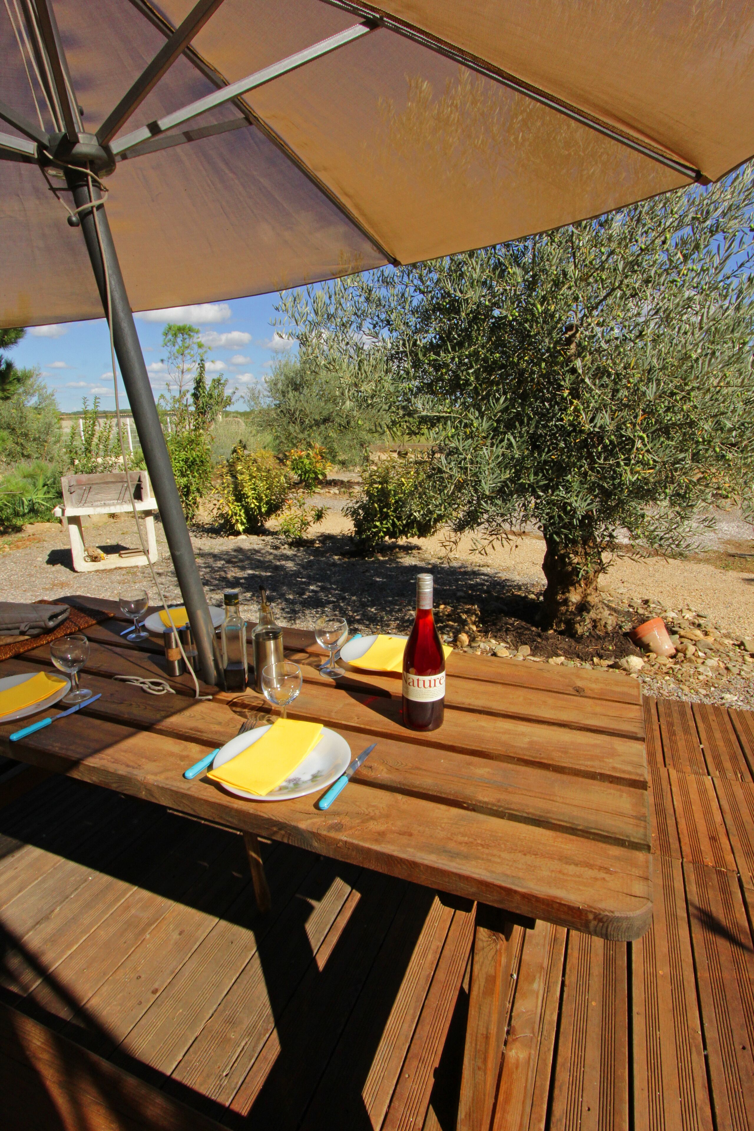 屋外ダイニングエリア