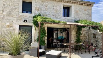 Restauration extérieure