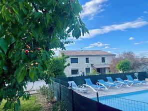 Piscina externa, piscina aquecida