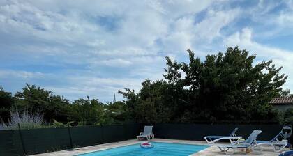 Gîte de Leoli **** Heritage: heated swimming pool and private grounds