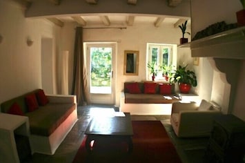 Salon 1 - rez de chausée