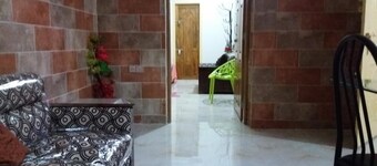 Blue Bell Guest House Sreemangal