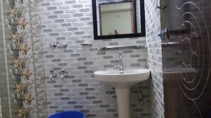 Bathroom - Blue Bell Guest House Sreemangal (Sreemangal)