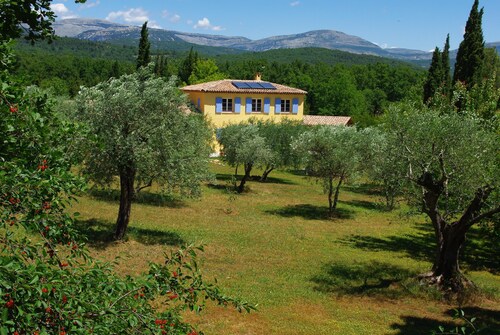 Chambres privatisées sans les petits déjeuners, en formule gîte