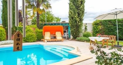 Casa de Goyo Villa with swimming pool in Saint-juéry near Albi in Tarn