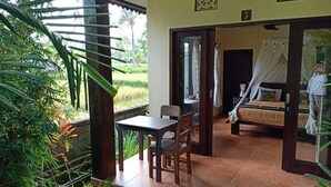 Kamar Double Standar | Teras/patio