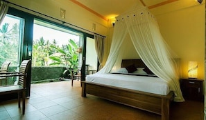 Deluxe Double Room | Premium bedding, desk, free WiFi, bed sheets