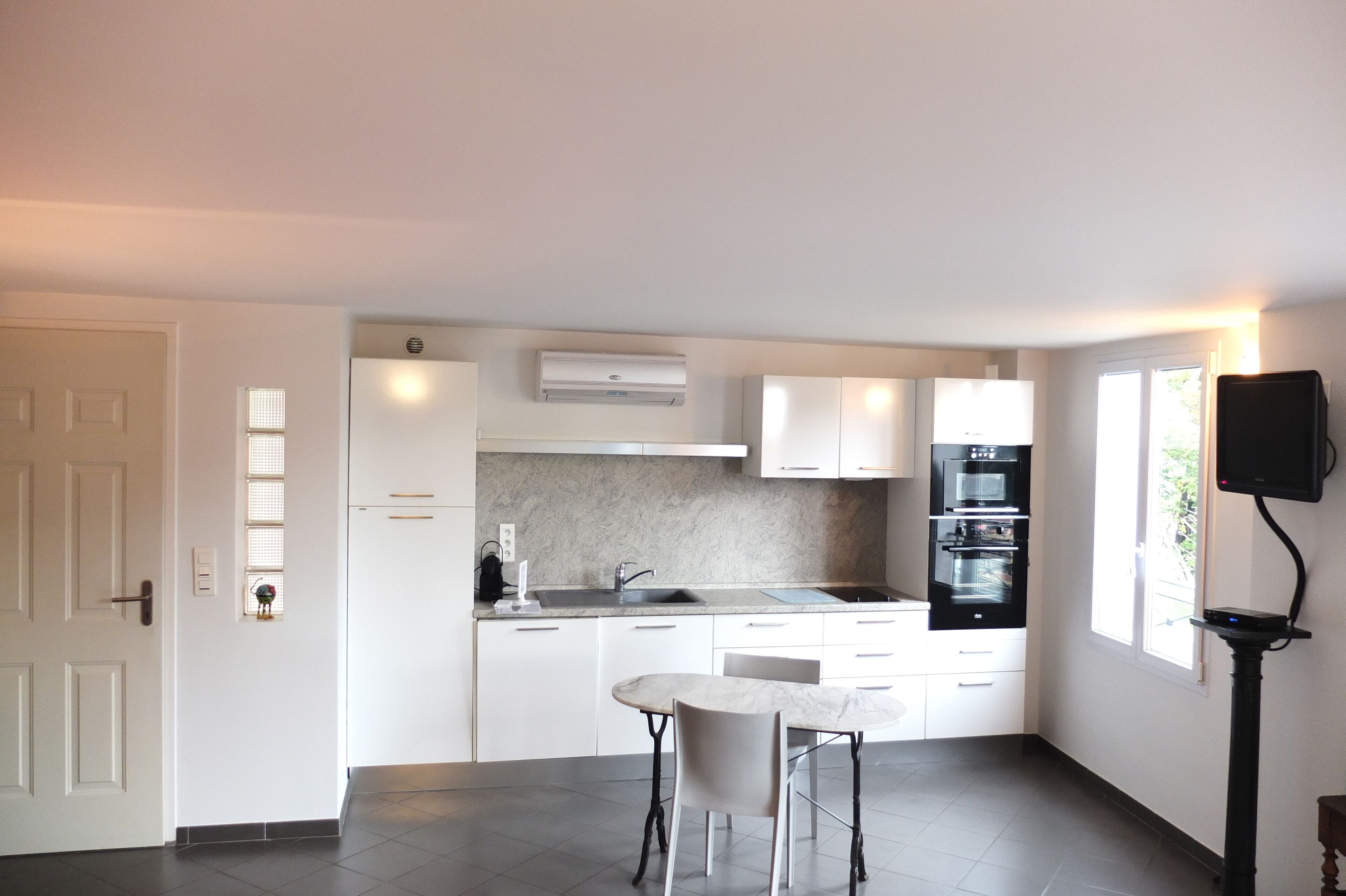 Beautiful apartment, quality services, near the sea