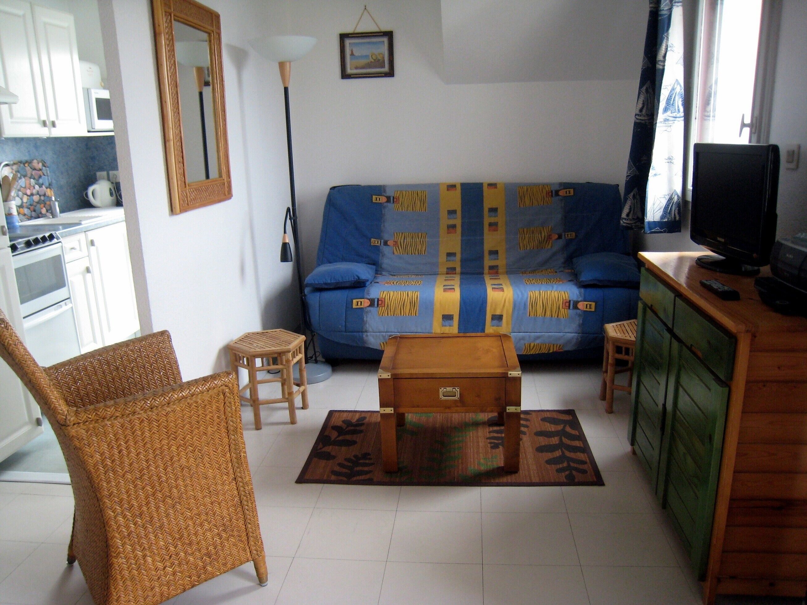 Apartment full sea view, in PLOEMEUR Morbihan. Beach 100 m