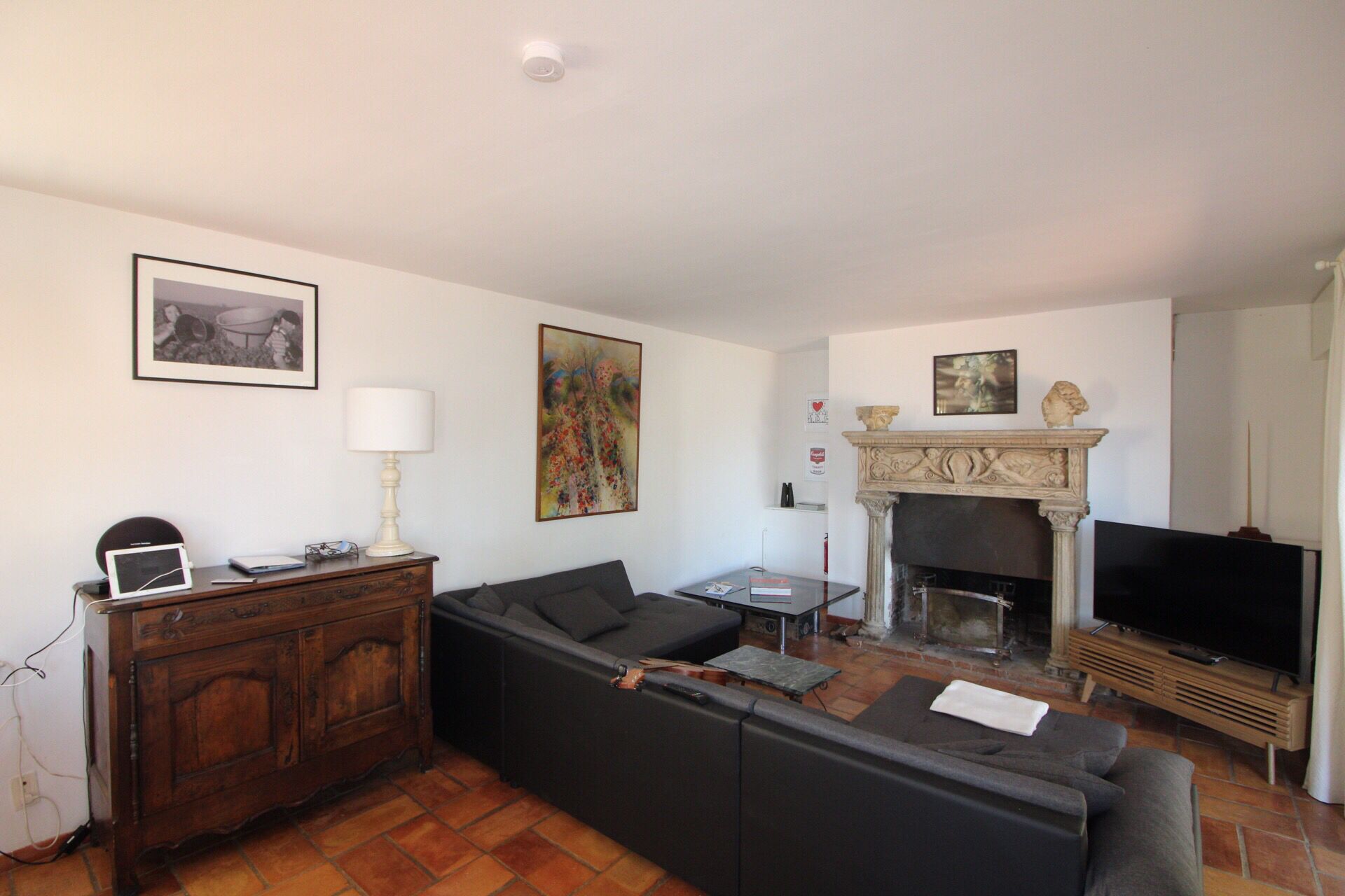 VILLA AT THE FRONT OF THE SEA - BEACH 50 meters away!