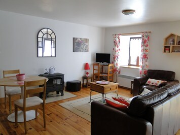 La piÚce à vivre, cÎté salon