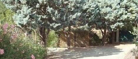 Enceinte de lâhĂ©bergement