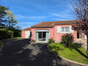 Exterior - GITE OF MERONNE IN CHARENTE (Vindelle)
