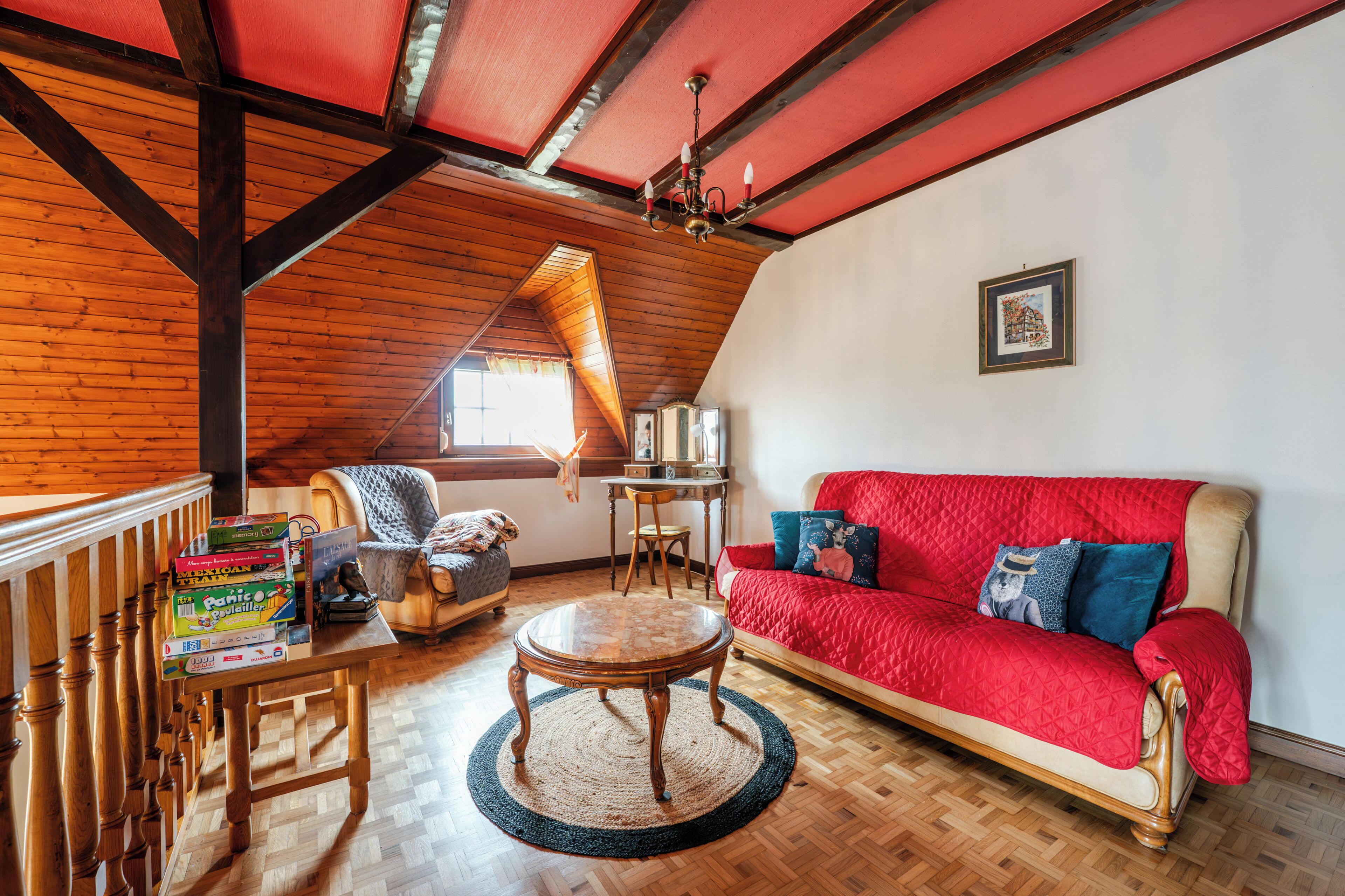 电视、壁炉、桌上足球、乒乓球