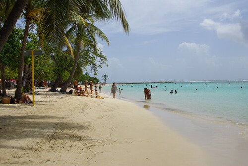 VILLA AVEC PISCINE PRIVEE & JARDIN (8 PERSONNES) A ST FRANCOIS GUADELOUPE