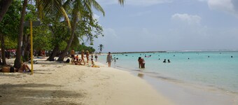 VILLA WITH PRIVATE POOL & GARDEN (8 PEOPLE) IN ST FRANCOIS GUADELOUPE