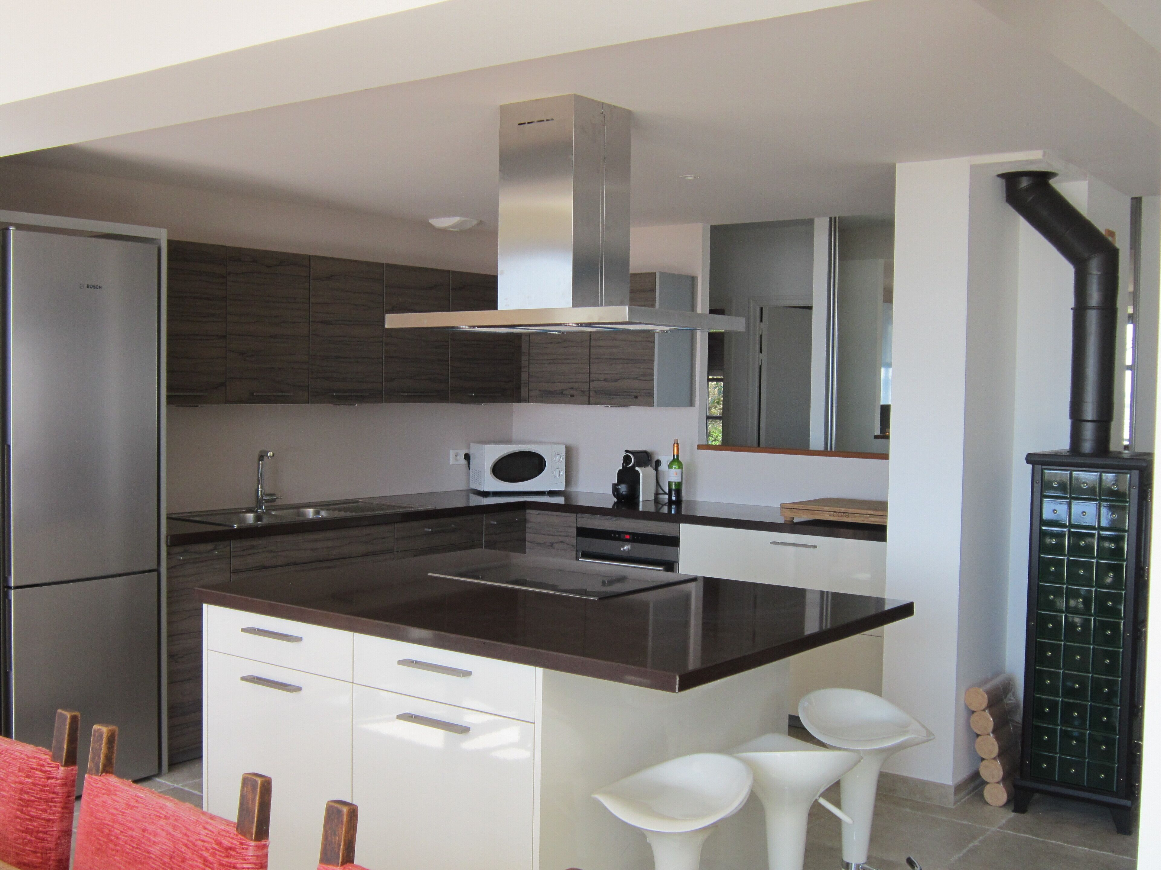 Villa with pool facing the sea - Baule region