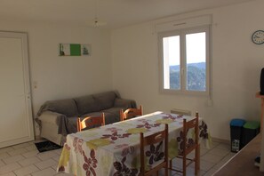 Interior - Furnished tourist accommodation 3 * south ardèche with shared pool (Rosières)