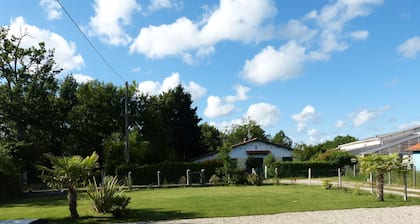 PAX HOUSE - at the lake Hourtin - 6 beds