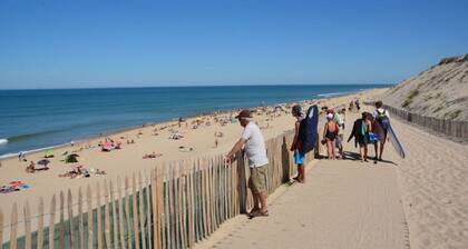 MAISON PAX - au bord du lac d'Hourtin - 6 couchages