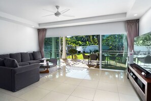 Fernseher, DVD-Player