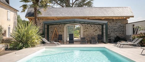 Piscine intérieure