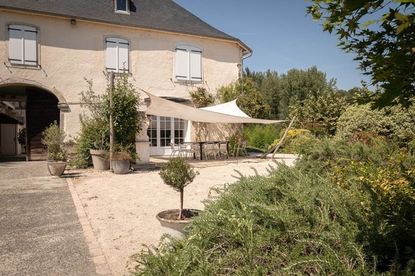 terrasse gite ferme sarthou