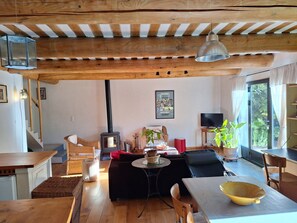 TV connectée, cheminée