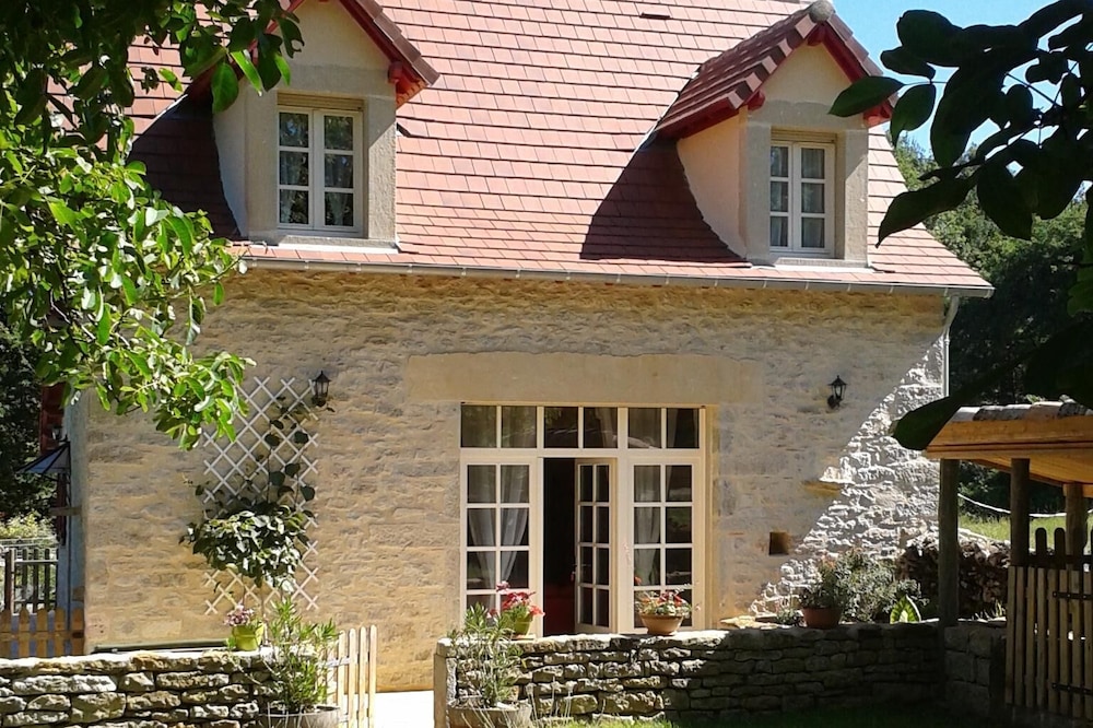 house in the heart of the nature of the Quercy