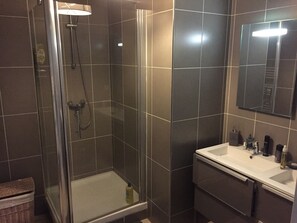 Haartrockner, Toilettenpapier
