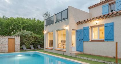 Villa Olivier with private pool - 15 min. from the beach