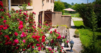 ... Charming Residence in the heart of Gascony, with Jacuzzi & sauna