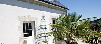 Appartement au calme, cadre bucolique non loin des plages au sable fin