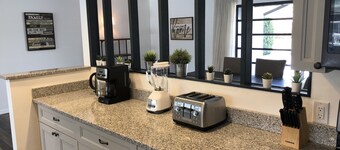 - Southern exposure- gulf access- Canal - heated Pool