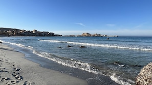 Beach nearby - Villa with pool, air conditioning, sea view, near village and beach (Monticello)