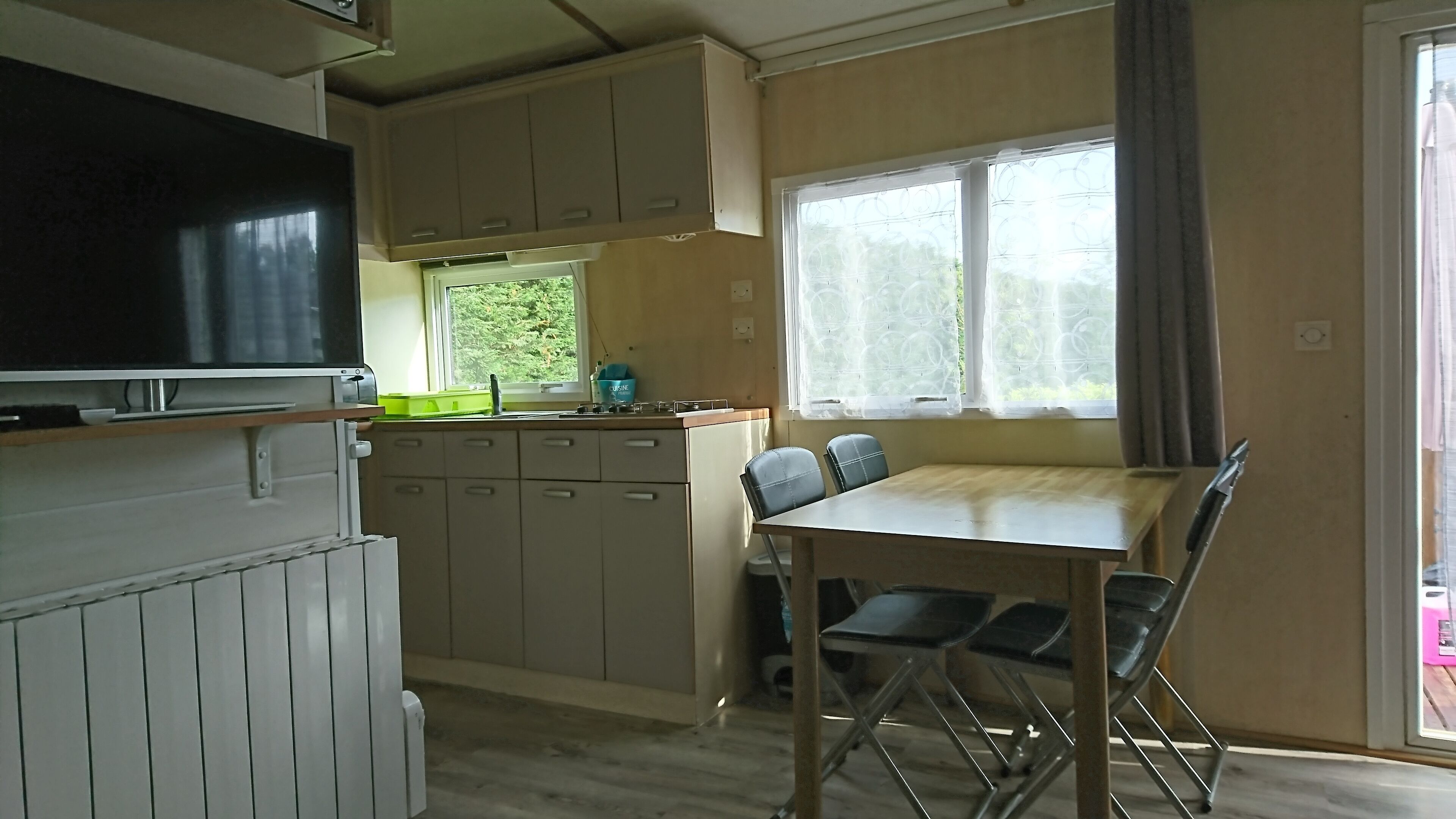 Mobil home 4 pers, on camping 4 stars, with lagoon, 7 km from Saumur.