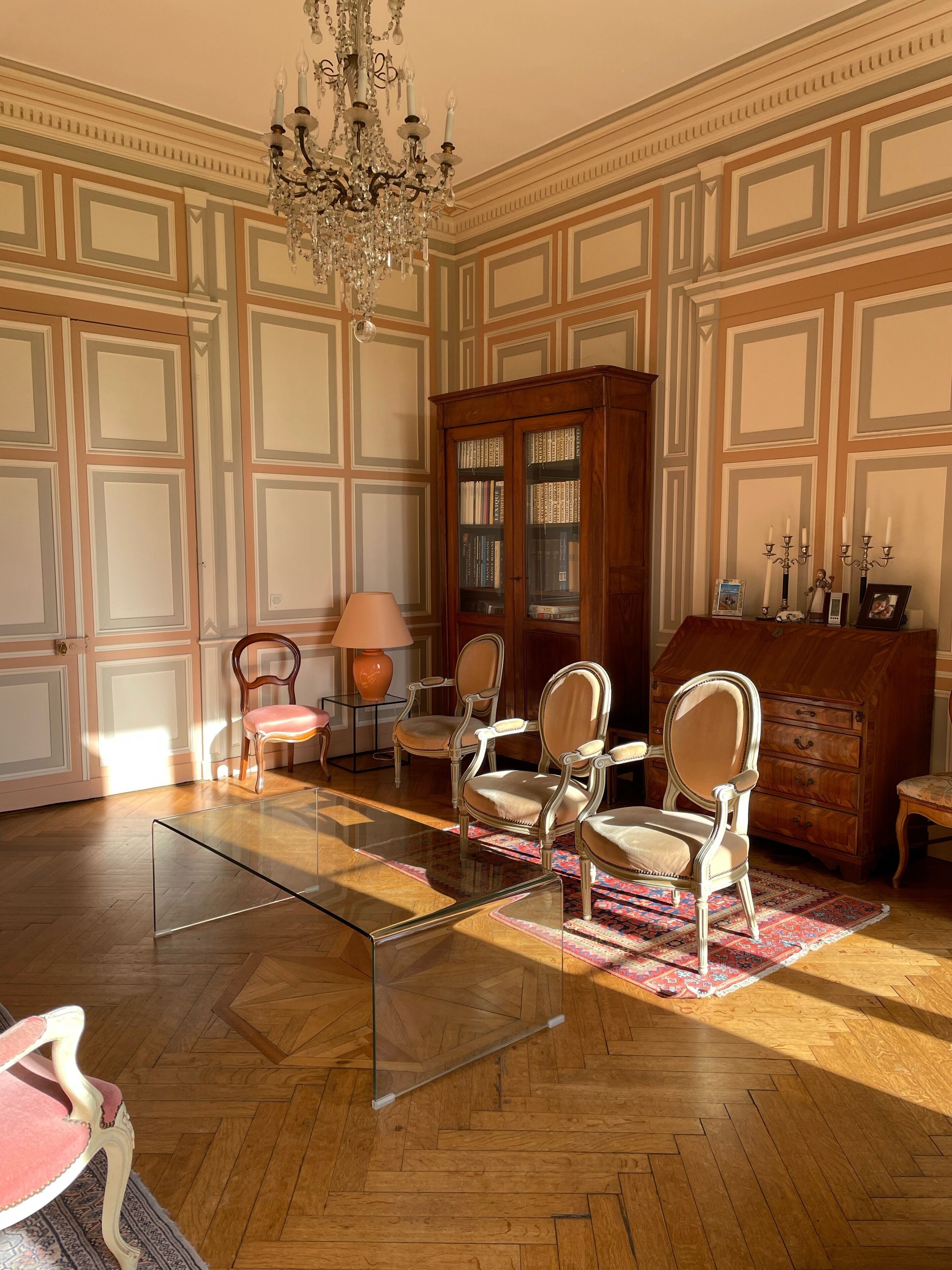 TV, fireplace, DVD player, table football