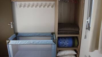 3 quartos, ferros/tábuas de passar roupa