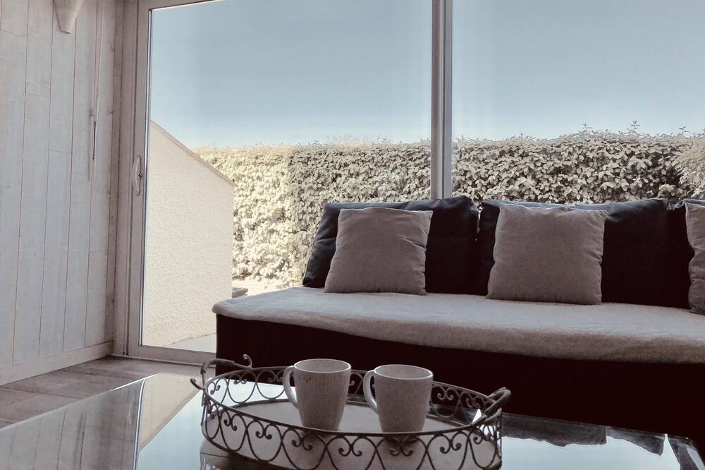 Charming duplex T3, 6 pers, beach 200m, sunny terrace, parking