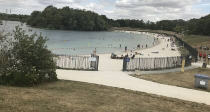 Near DISNEYLAND PARIS / 4 bedrooms and living room -12 minutes from PARIS <br><br>