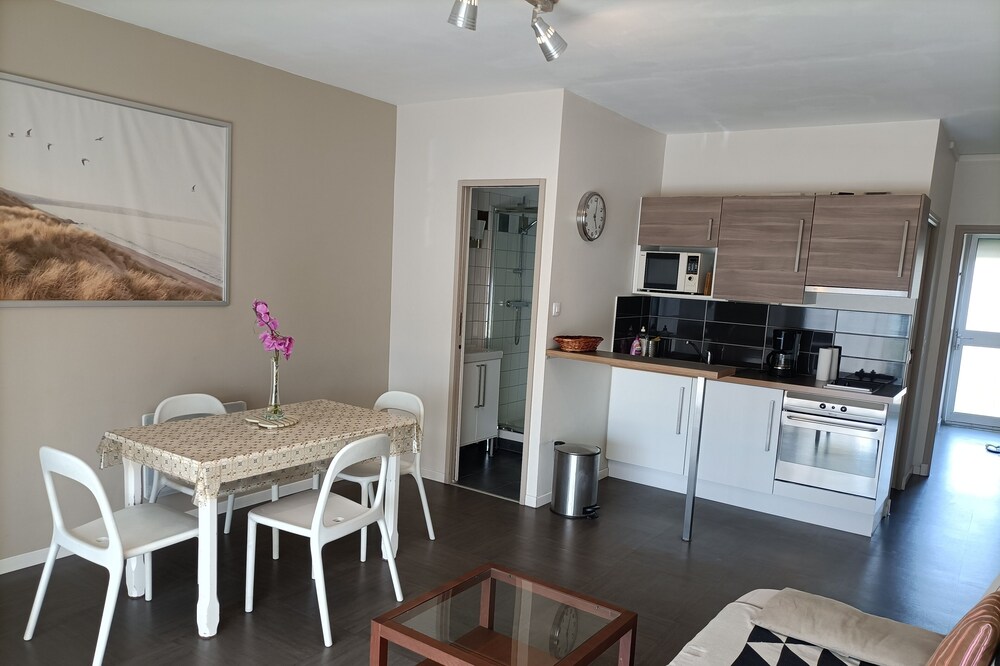 APARTMENT CLASS 2 ** A FORT MAHON IN BAY OF SUM A 250 M OF THE BEACH