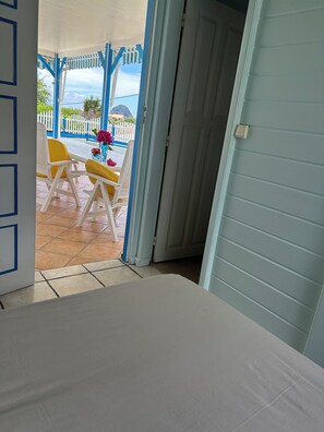 4 makuuhuonetta, silitysrauta/-lauta, vauvan matkasänky, ilmainen Wi-Fi