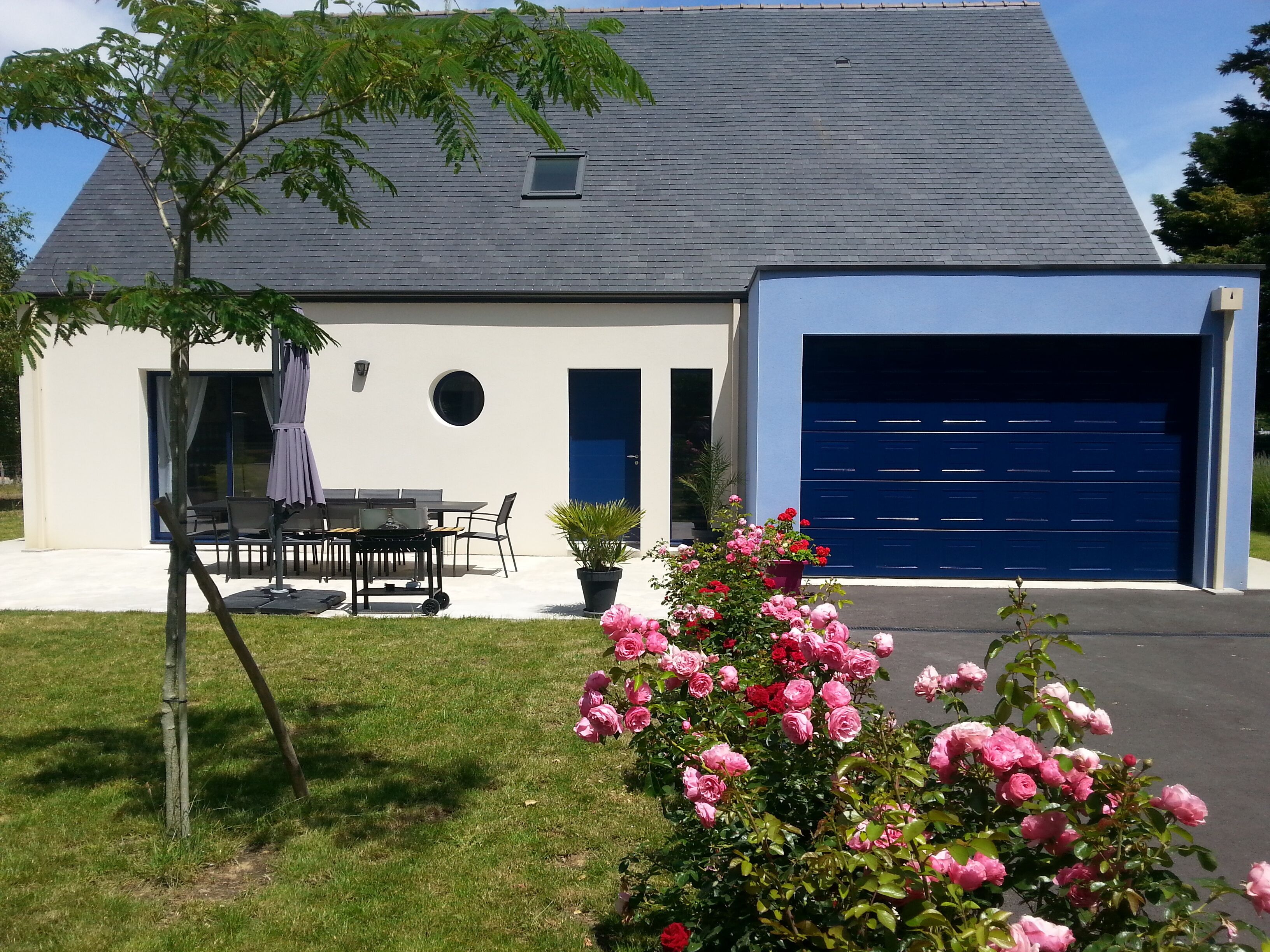 Cottage 12 people near sea very comfortable