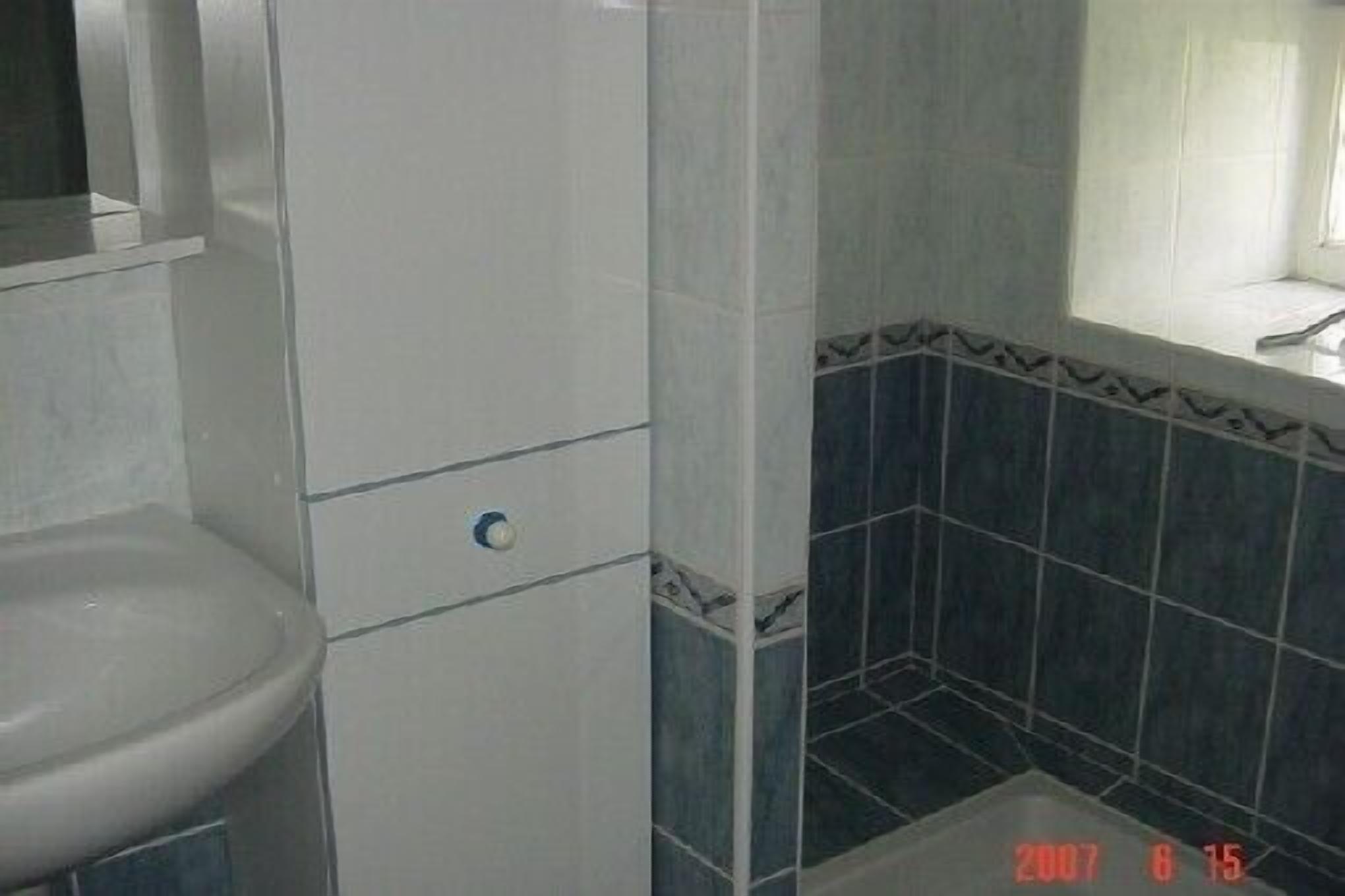 Breton house located in an authentic seaside village in Brittany