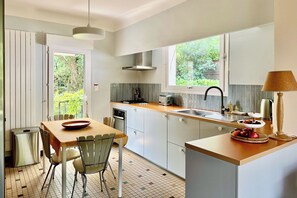 Fridge, microwave, oven, stovetop - Typical and charming-quiet Halfway between the ocean & Hossegor Lake Promo july (Seignosse)