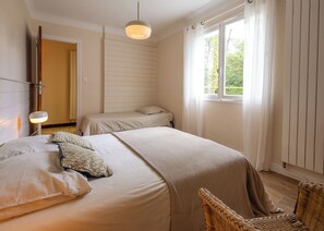 3 bedrooms, iron/ironing board, travel crib, WiFi - Typical and charming-quiet Halfway between the ocean & Hossegor Lake Promo july (Seignosse)