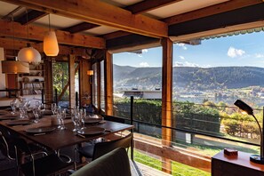 Dining - Panoramic lake view (600m)! ATYPIQUE Chalet ARCHITECTE--View VIDEO DRONE (Gérardmer)