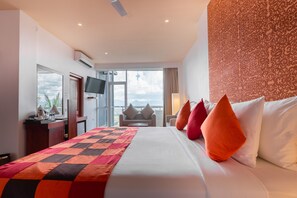 Minibar, coffres-forts dans les chambres, décoration personnalisée