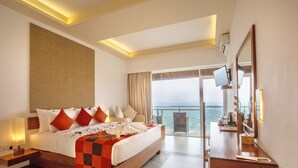 ห้องซูพีเรียดับเบิลหรือทวิน, 1 ห้องนอน, วิวภูเขา | มินิบาร์, ตู้นิรภัยในห้องพัก, ผ้าม่านกันแสง, ห้องเก็บเสียง