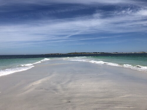 Old Fisherman's cottage with beautiful garden 150 m from the beaches